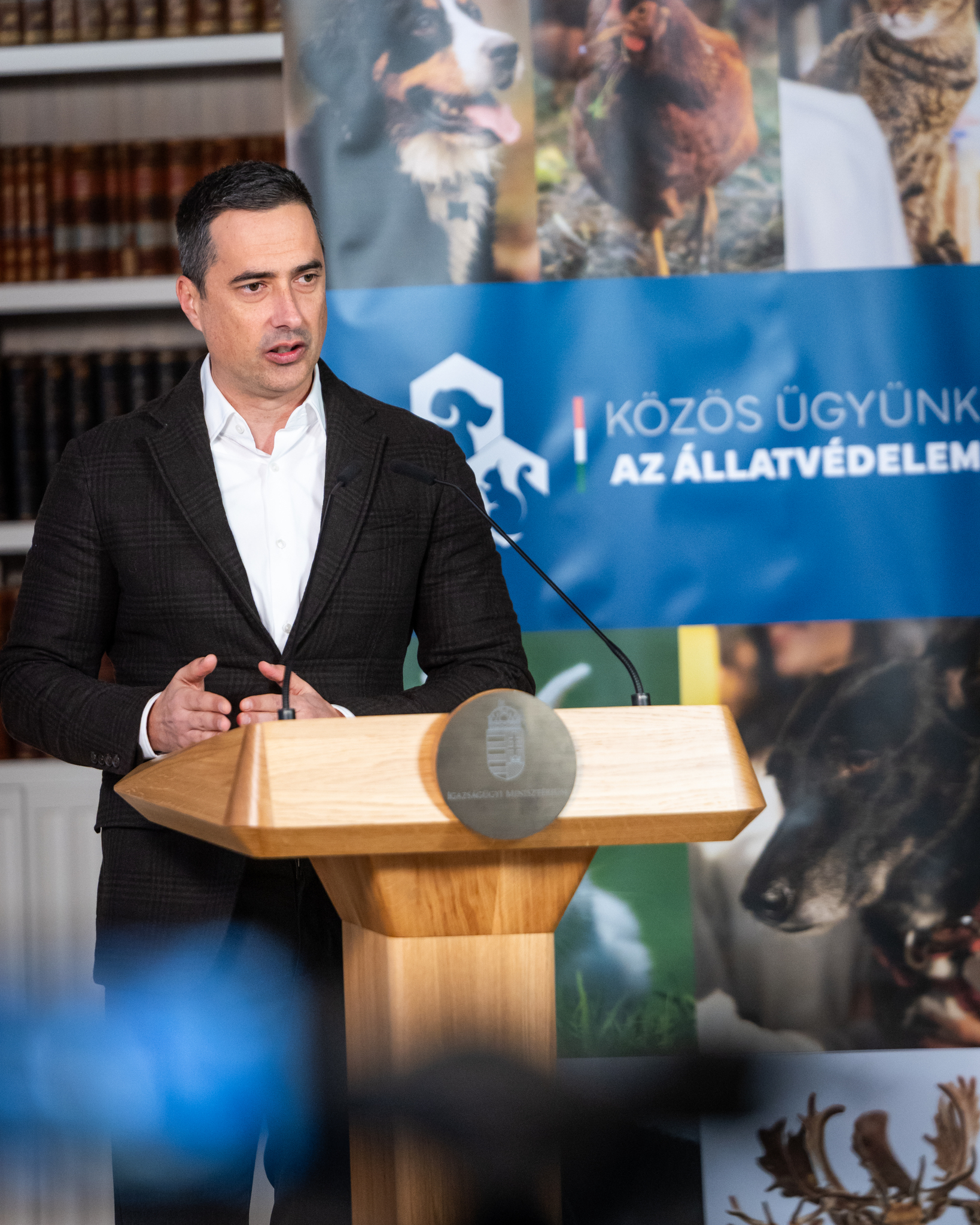 Ovádi Péter újabb 1 milliárdos pályázatot hirdetett meg