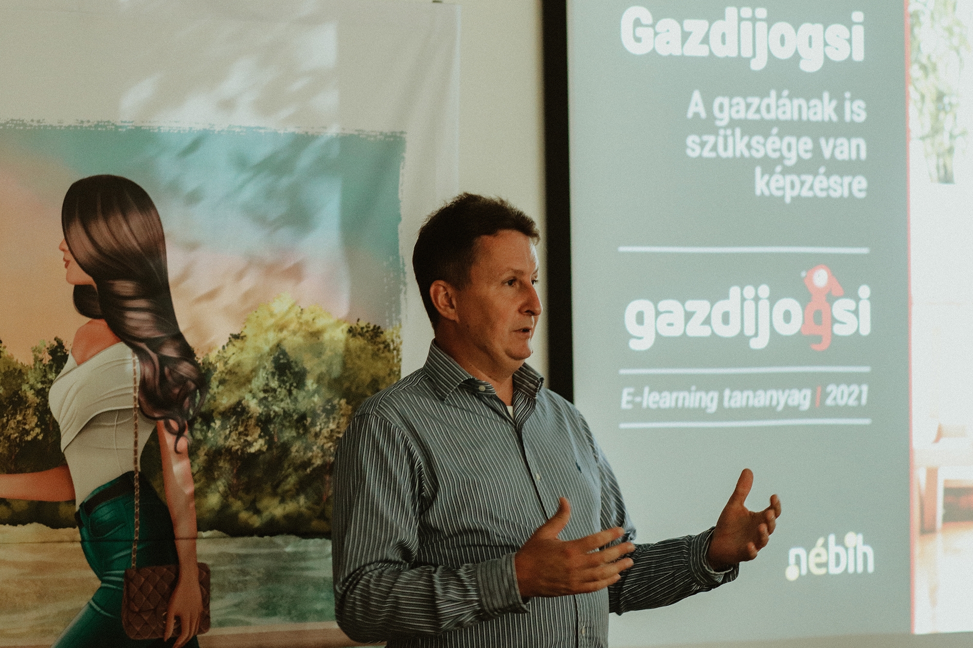 Dr. Pallós László bemutatta a szeptemberben induló Gazdijogsi programot