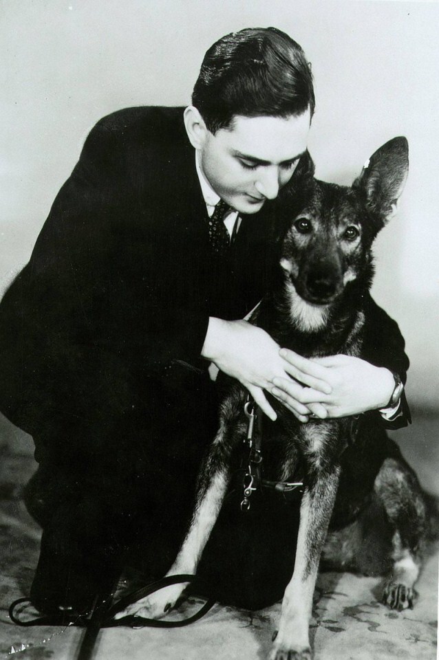 Morris Frank és vakvezető kutyája, Buddy