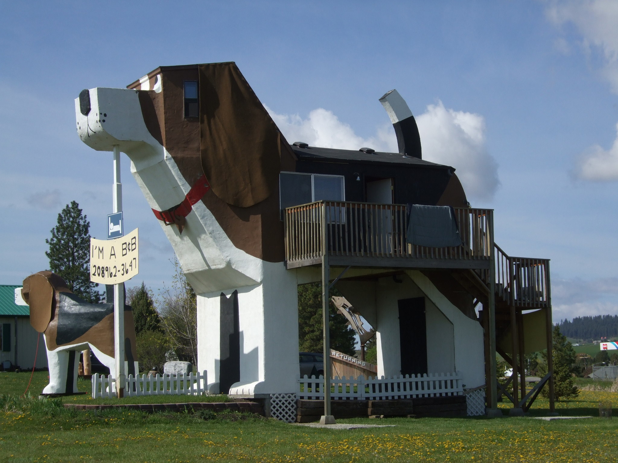Az óriás beagle-ház