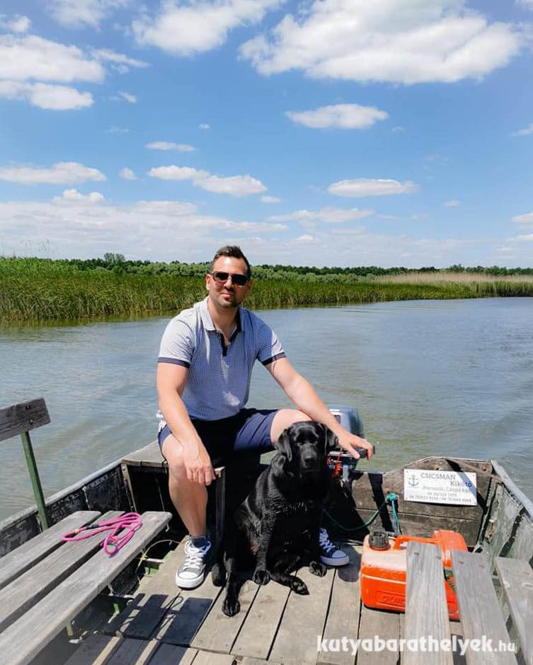 Tisza-tavi csónakázás - saját vezetéssel is lehet csónakot bérelni