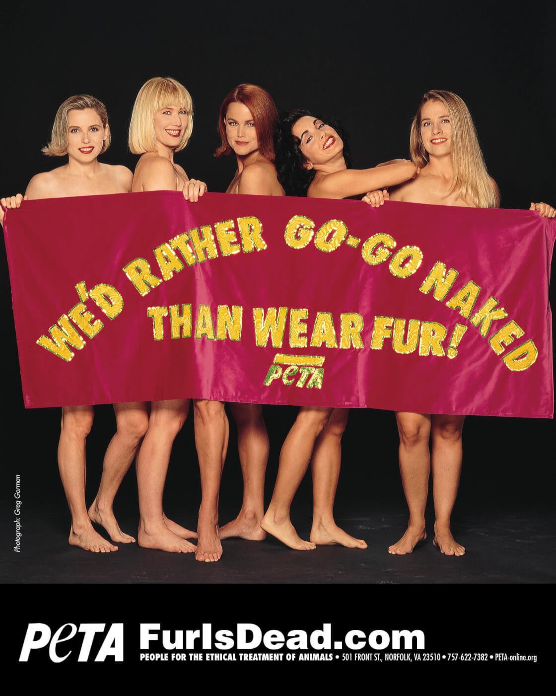 Ezzel a plakáttal, melyen a The Go-Go szerepel indult útjára a 30 éven át tartó szőrmeelenes kampány
