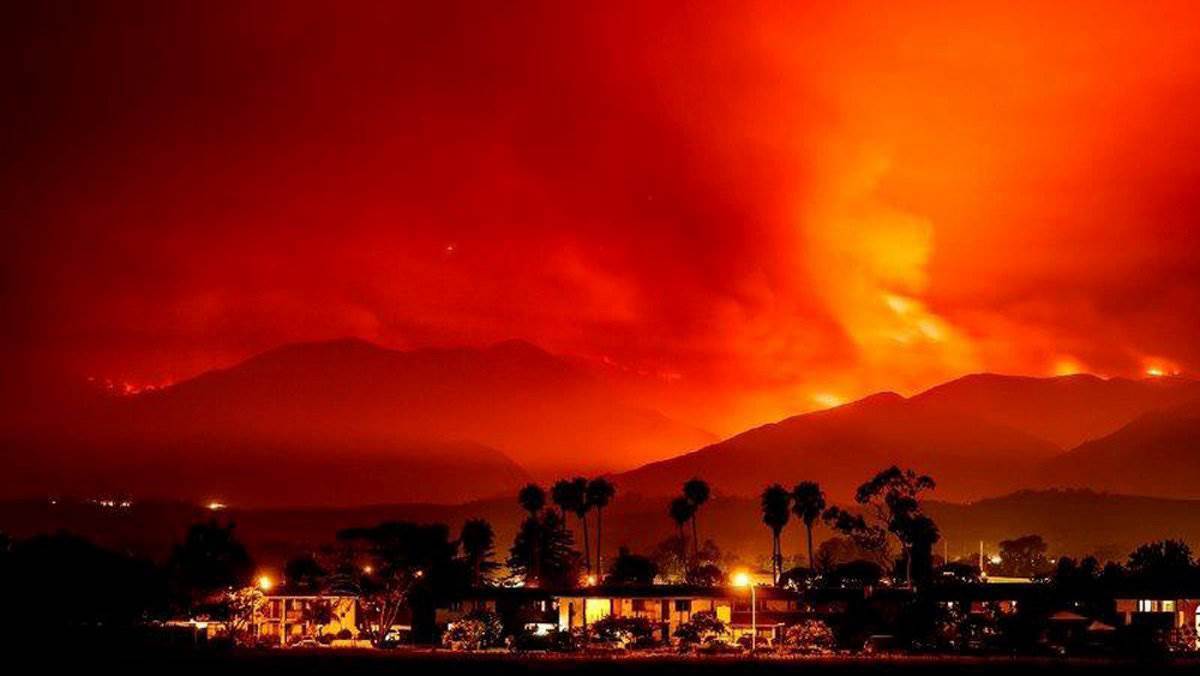 Kalifornia - Százezrek hagyták el otthonaikat a pusztító erdőtüzek elől